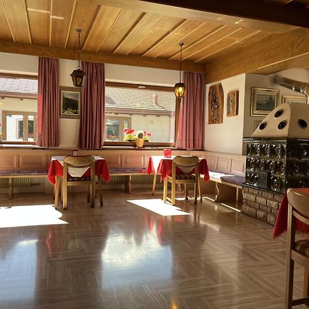 B&B Bucaneve Vigo di Fassa Bagian luar foto